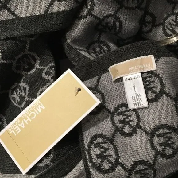 New Michael Michael kors mk logo knit scarf gray